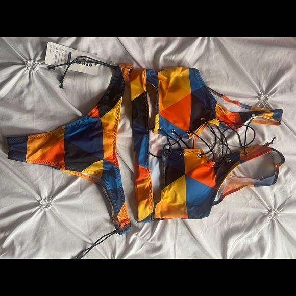 Color block bikini bathing suit - Picture 5 of 5